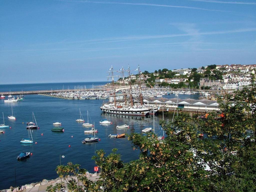 Grockle Nook Holiday Apartment Brixham Exteriör bild